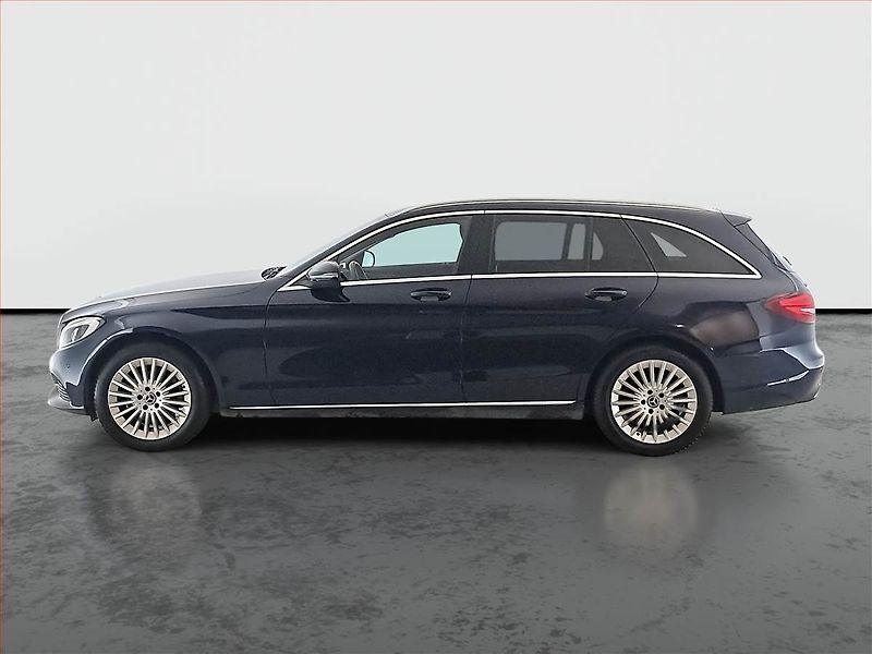 Mercedes-Benz Třídy C (2017) C 220 d BlueEff., Kůže, Navi - fotka 3 z 17