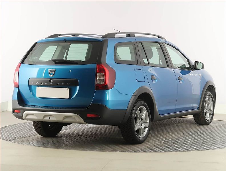Dacia Logan (2019) Stepway 0.9 TCe, ČR,1.maj - fotka 5 z 16