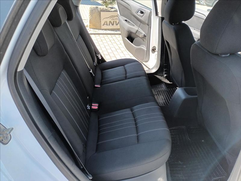 Citroën C4 1,6 HDI,68KW,ČR,KLIM,TEMPOMAT, - fotka 19 z 33
