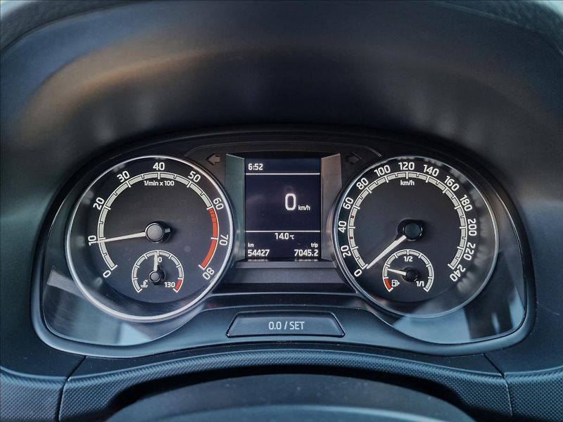 Škoda Fabia 1.0TSI Style, původ ČR,1.Maj. - fotka 22 z 48