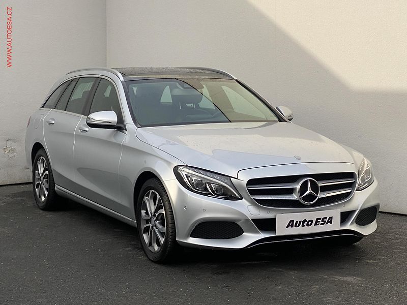 Mercedes-Benz Třídy C (2016) 2.2CDi, AT, park. kamera - fotka 1 z 22