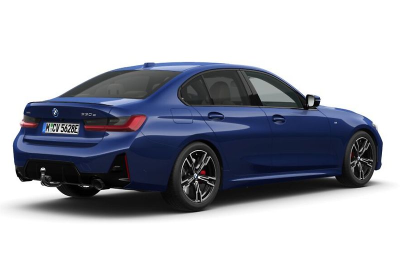 BMW Řada 3 330e xDrive - fotka 2 z 4