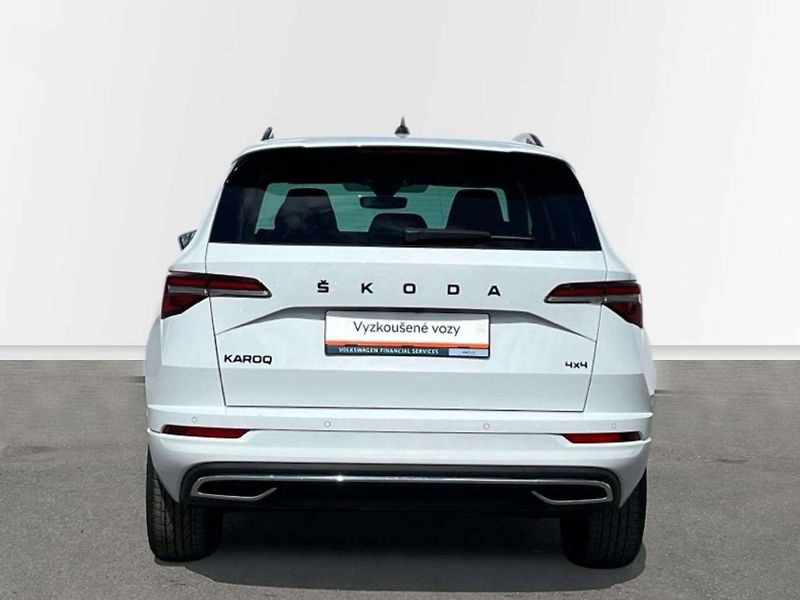 Škoda Karoq (2024) 2.0 TDI 110kW Sportline 4x4 DS - fotka 9 z 20