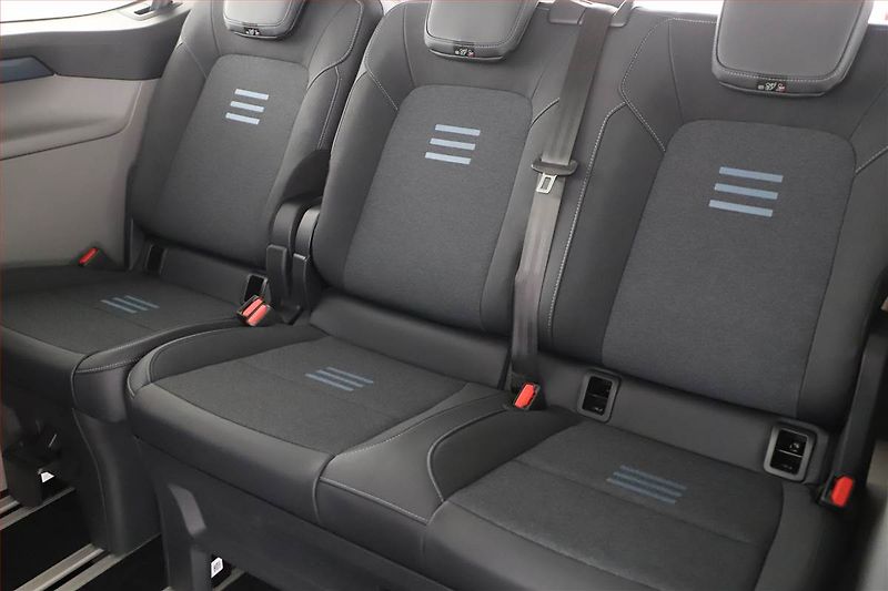 Ford Tourneo Custom (2025) 2.0 EcoBlue AWD - fotka 13 z 24