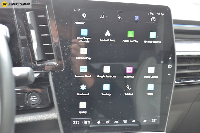 Renault Espace VI ICONIC E-TECH FULL HYBRID 2 - fotka 44 z 71