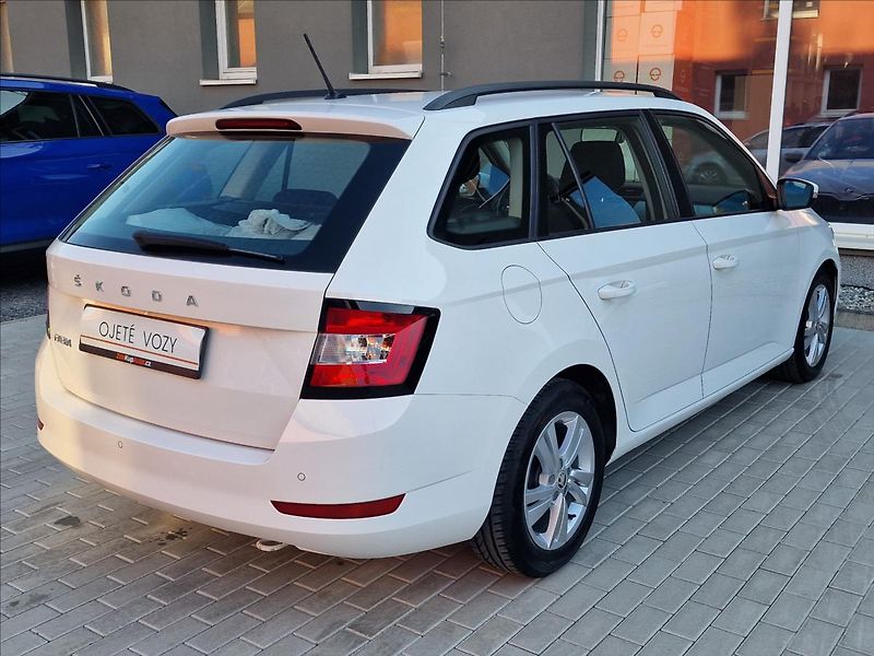 Škoda Fabia 1.0 TSI Ambition,ČR,1.Majitel - fotka 10 z 50