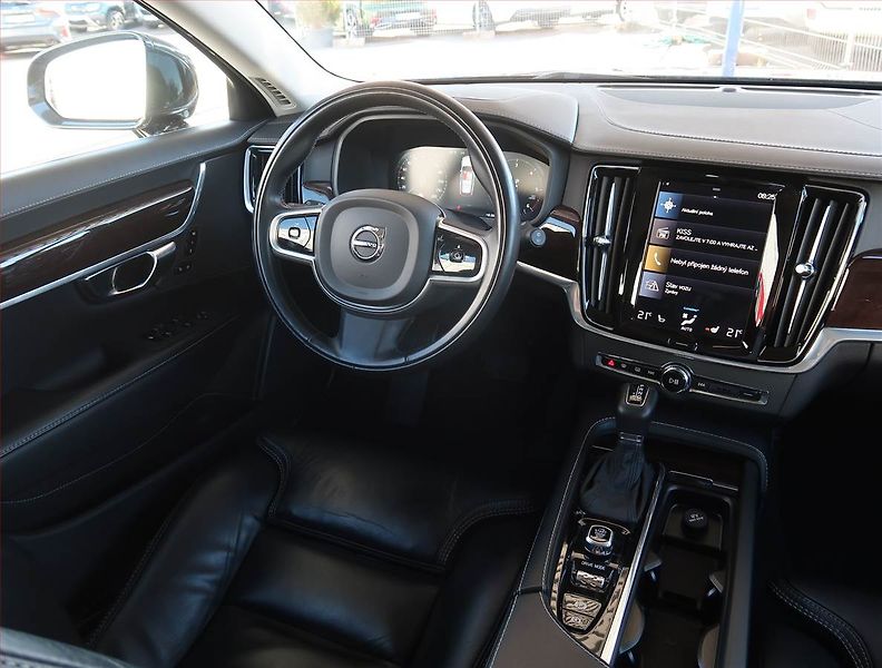 Volvo V90 (2019) D5 AWD, 4x4,Automat,Kůže - fotka 7 z 26
