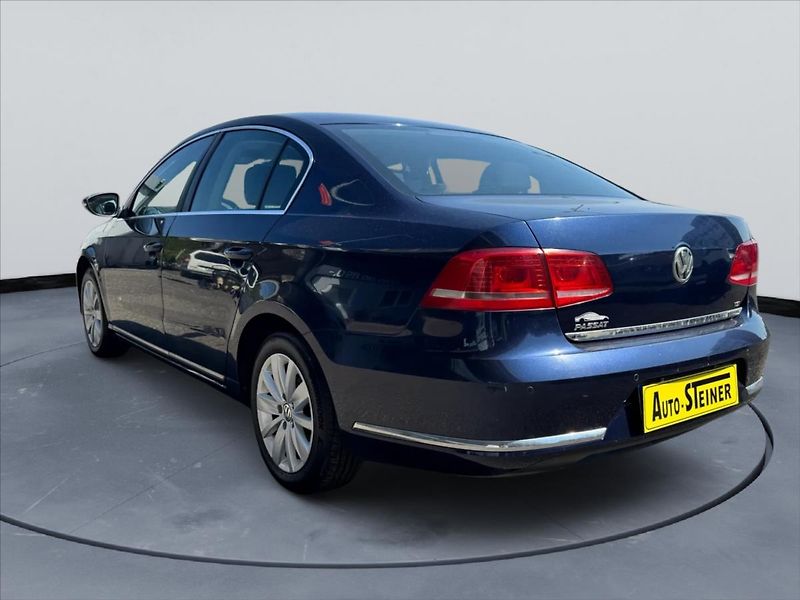Volkswagen Passat 1,4 CNG, DPH, Kamery - fotka 8 z 20