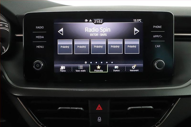 Škoda Kamiq (2024) Style 1.0 TSI - fotka 9 z 14