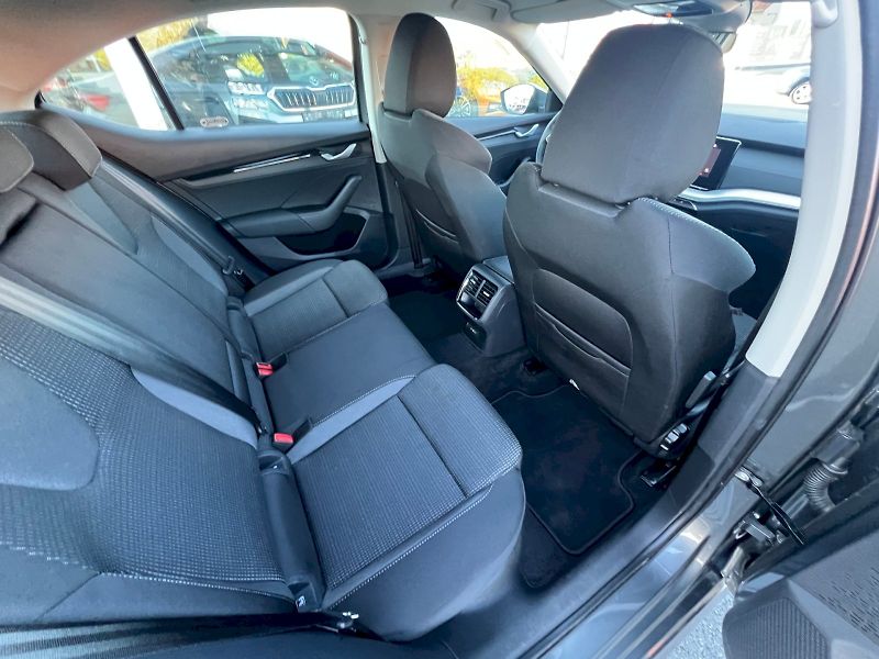 Škoda Octavia (2025) Selection 1.5TSi 110kW 6°manuá - fotka 17 z 29