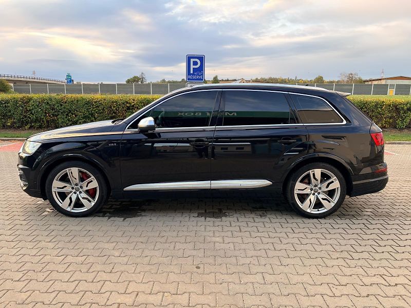 Audi SQ7 (2016) - fotka 3 z 25