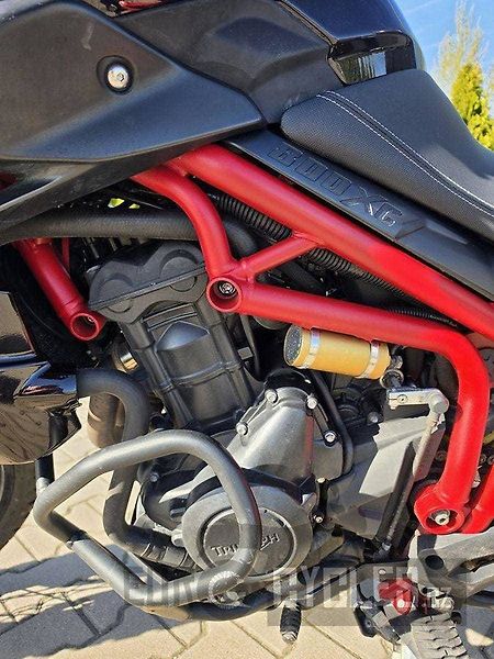 Triumph Tiger 800 XC (2014) - fotka 12 z 14