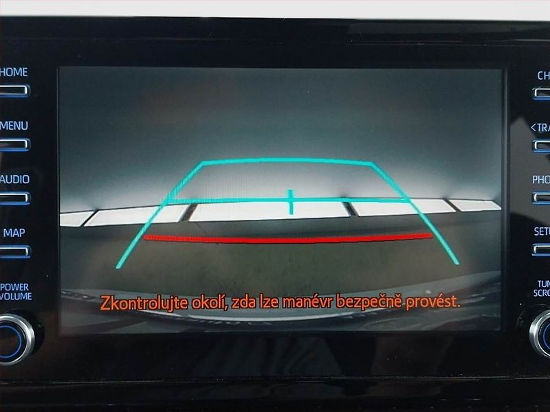 Toyota Corolla (2019) 1.8 Hybrid, Automat - fotka 19 z 19