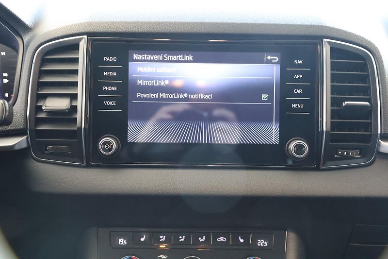 Škoda Karoq (2023) 2.0TDI DSG LED Navi Display  - fotka 28 z 32