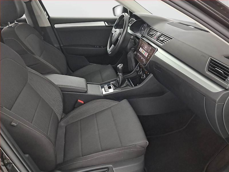 Škoda Superb (2018) 2.0 TDI, Navi, Bi-Xenony - fotka 9 z 19