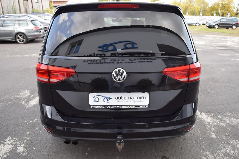 Volkswagen Touran (2016) 1.4TSI 110kw CLBMT 7MÍST TAŽN - fotka 8 z 50