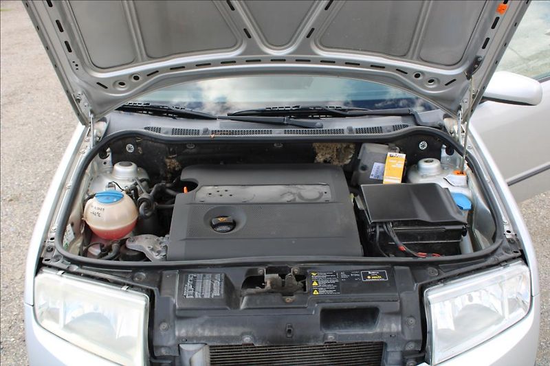 Škoda Fabia 1,4 i 16V  ROZVODY, STK 2/2028 - fotka 22 z 27