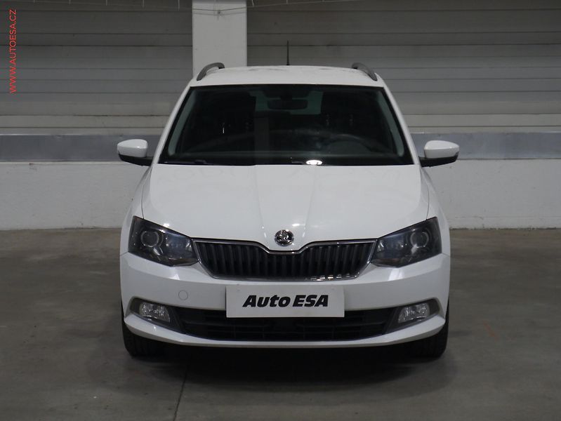 Škoda Fabia (2015) 1.4 TDi, ČR, Style - fotka 2 z 17
