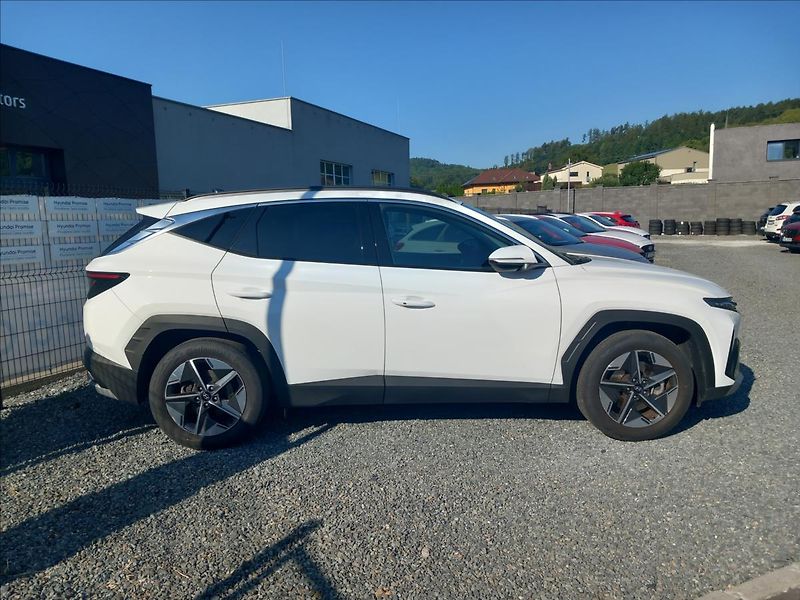 Hyundai Tucson 1,6 T-GDI MT PREMIUM - fotka 5 z 24