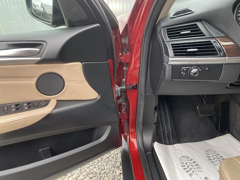BMW X5 3.0TDi 4x4 235PS CZ TOP STAV!! - fotka 97 z 169