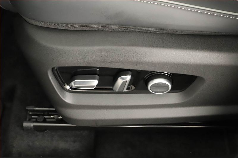 Jaecoo 7 (2026) 1.5 TGDI PHEV, 360° kamera - fotka 14 z 17