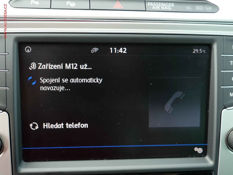 Volkswagen Passat (2016) 2.0 TDi, Comfortline - fotka 19 z 23