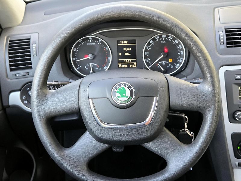 Škoda Octavia 1,2TSi Amb. *SERV.KNÍŽKA*      - fotka 33 z 39