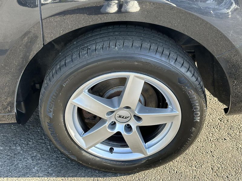 Seat Alhambra (2014) 2.0TDI/103kW * 7.Míst * 2.Maj  - fotka 34 z 35
