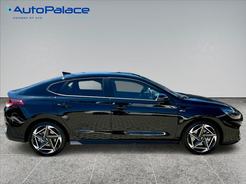 Hyundai i30 1,5 T-GDI GO NLINE! AT - fotka 12 z 12