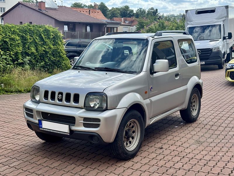 Suzuki Jimny (2008) ČR, 1.maj - fotka 1 z 14