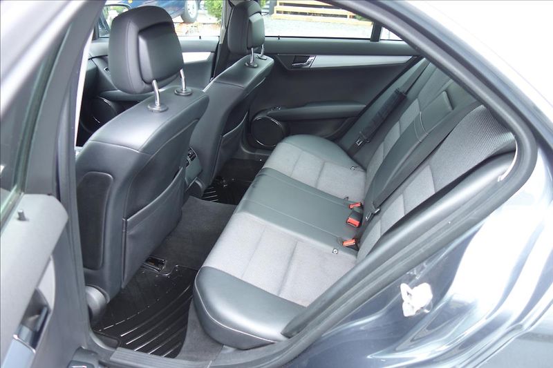 Mercedes-Benz Třídy C 320CDi 165KW, AVANTGARDE. - fotka 15 z 31