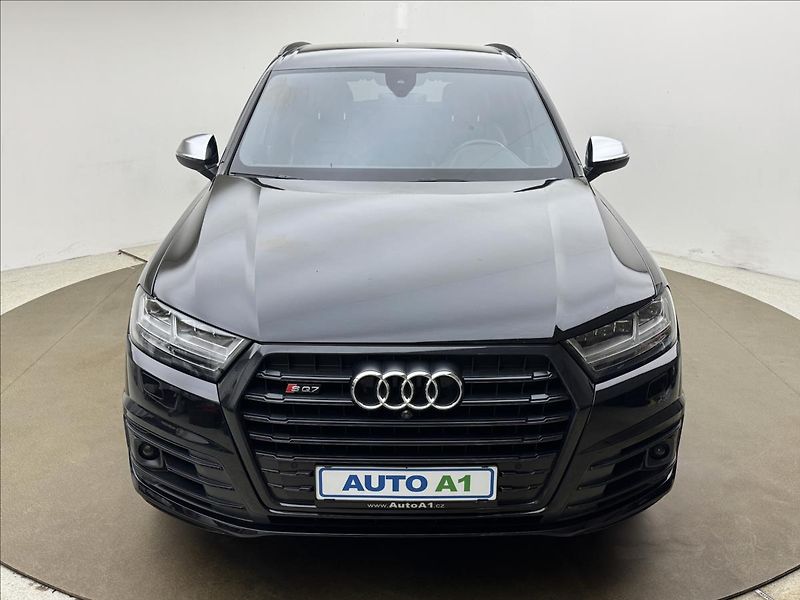 Audi SQ7 4,0 V8 MATRIX BOSE DPH 360° CZ - fotka 2 z 52