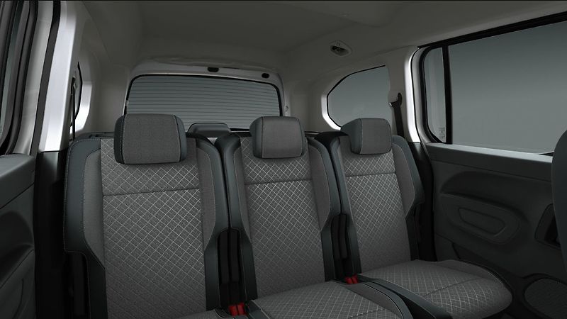 Opel Combo Eleg.Plus. L2-1,5 CDTi MT6 - fotka 11 z 14