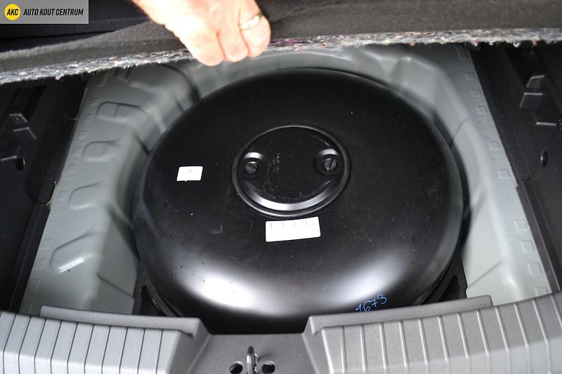 Dacia Duster 1.0TCE LPG JOURNEY  ECO- G 100 - fotka 23 z 59