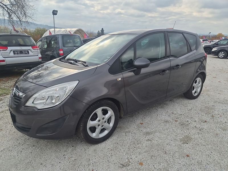 Opel Meriva 1,4 16V - fotka 3 z 10