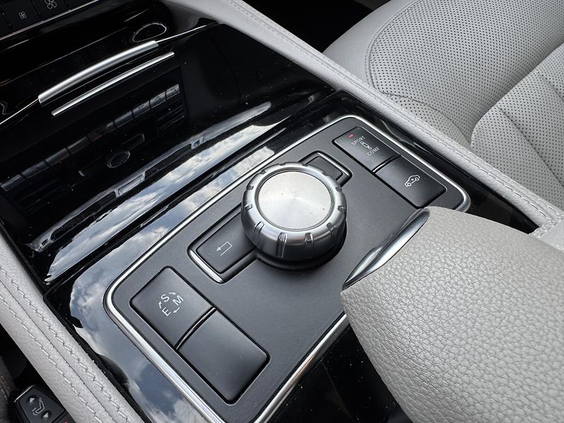 Mercedes-Benz CLS (2014) 350 CDI, 4Matic, AMG - fotka 29 z 64