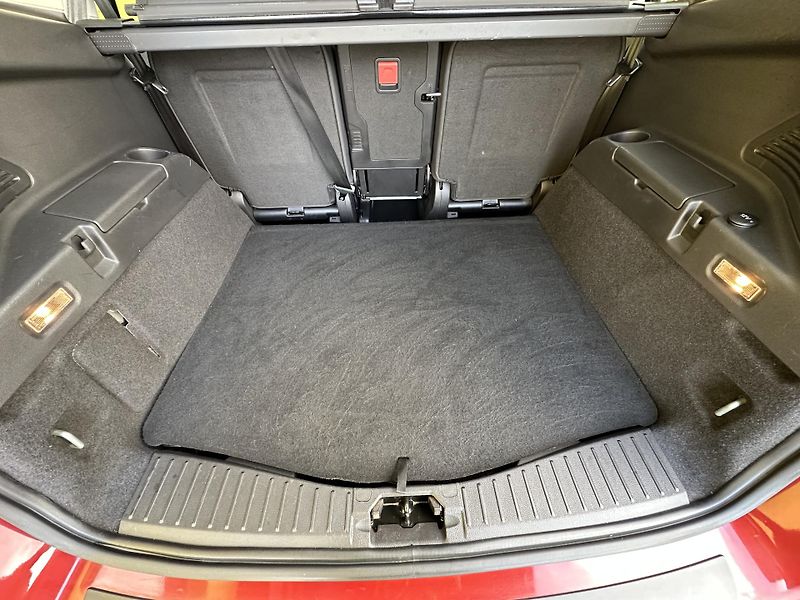 Ford Grand C-MAX (2015) 1.0/74kW * 2.Maj. * KLIMA - fotka 26 z 35