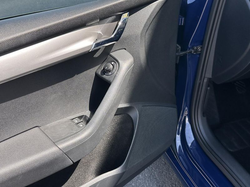Škoda Octavia (2018) KOMBI 1.6TDI/85kW * 1.Maj * TZ - fotka 5 z 33