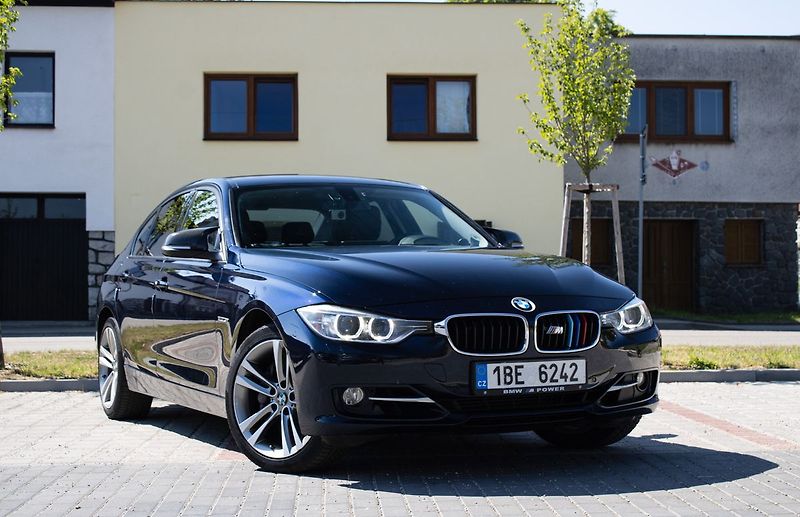 BMW Řada 3 - fotka 3 z 20