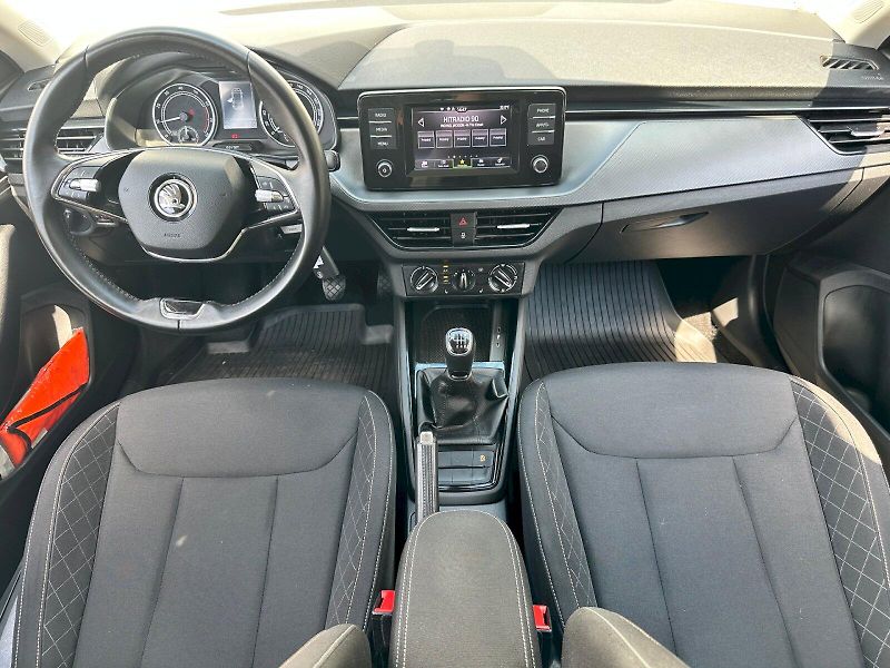 Škoda Scala (2023) 1.0 TSI 81kW Ambition - fotka 5 z 23