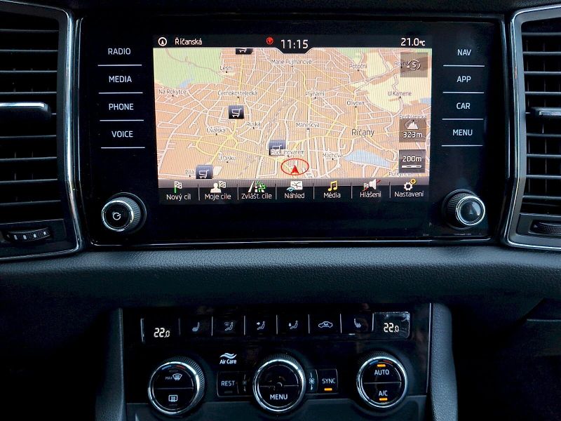 Škoda Kodiaq (2018) Ambition Plus 4x4 2,0TDi 110kW - fotka 19 z 35