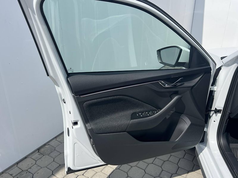 Škoda Kamiq (2026) Top Selection 7DSG 1,0TSI - fotka 17 z 22