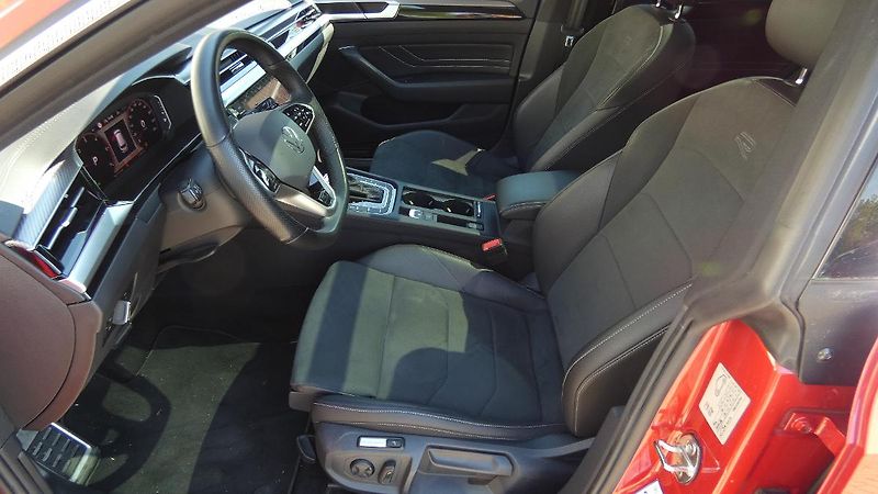 Volkswagen Arteon Shooting Brake 2.0 TDI DSG 4Mo - fotka 18 z 26