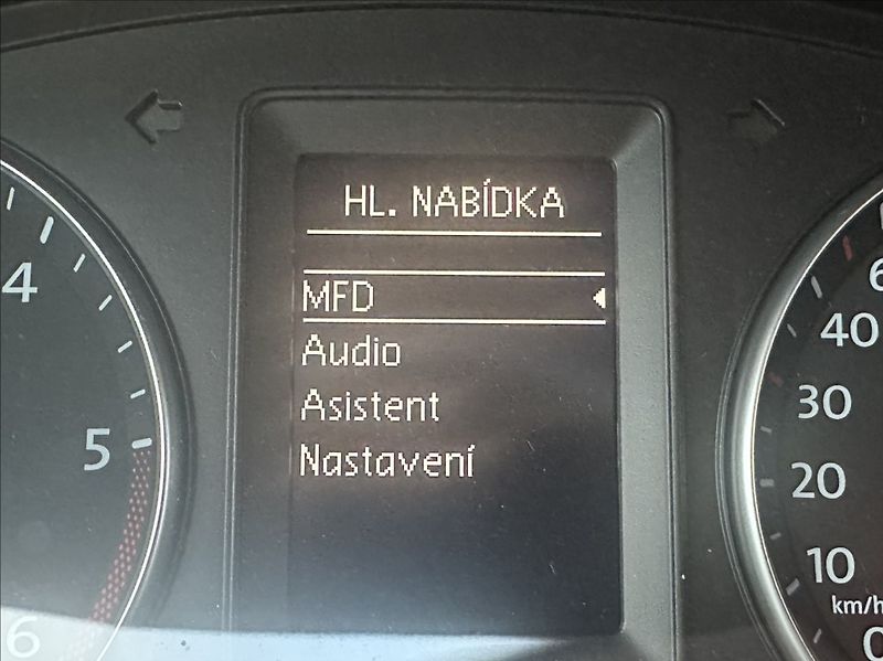 Volkswagen Caddy 2,0 TDI 122PS  Maxi Trend-7 4x - fotka 36 z 53