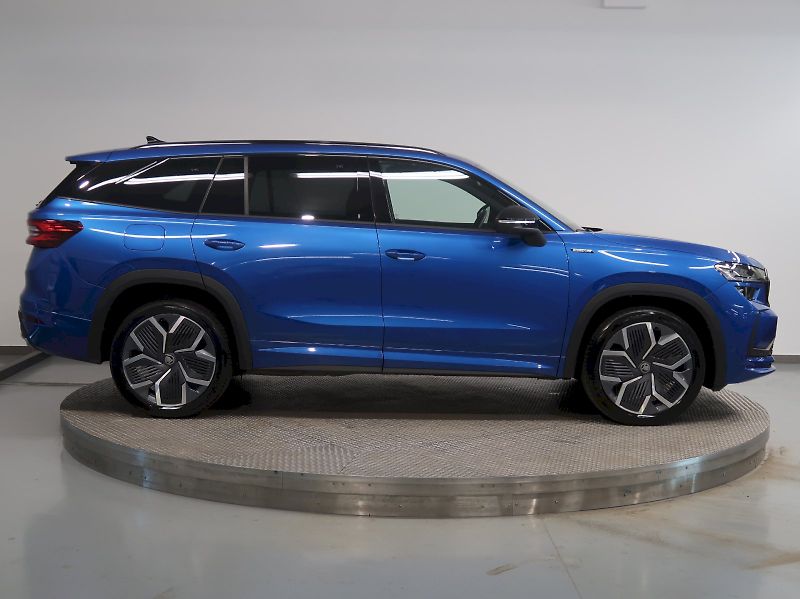 Škoda Kodiaq (2025) SPORTLINE 2.0TDI 142KW 4x4 DSG - fotka 8 z 45