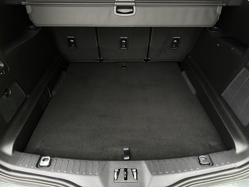 Ford S-MAX 2.0TDCi 150PS AUTOMAT NAVI VÝH - fotka 42 z 46