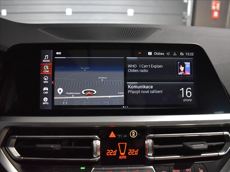 BMW Řada 3 330D Xdrive M-Paket,Pano   3,0 - fotka 21 z 27