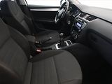 Škoda Octavia (2013) Elegance 1.6 TDI, Navi - náhled 9