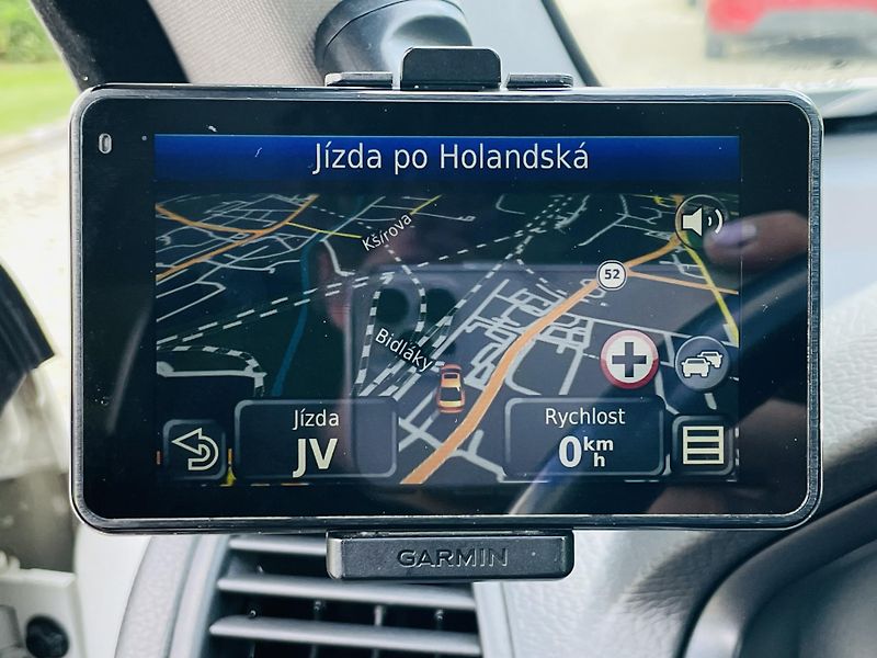 Volvo XC90 2.4D5 4x4 AUT VÝHŘEV SENZORY - fotka 41 z 44
