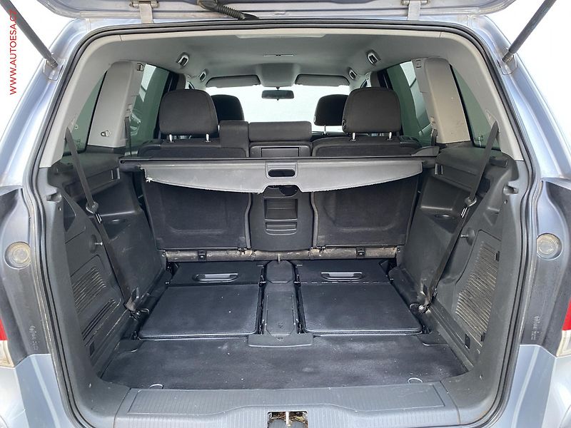 Opel Zafira (2010) 1.7 CDTi, ČR, AC, tažné - fotka 7 z 18